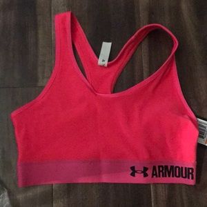 Under Armour Sports Bra - Small